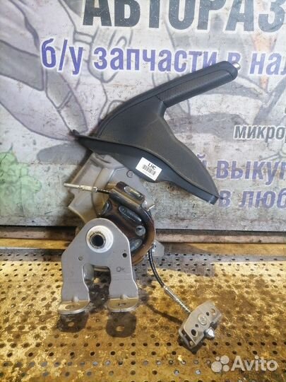 Рычаг стояночного тормоза Hyundai Tucson