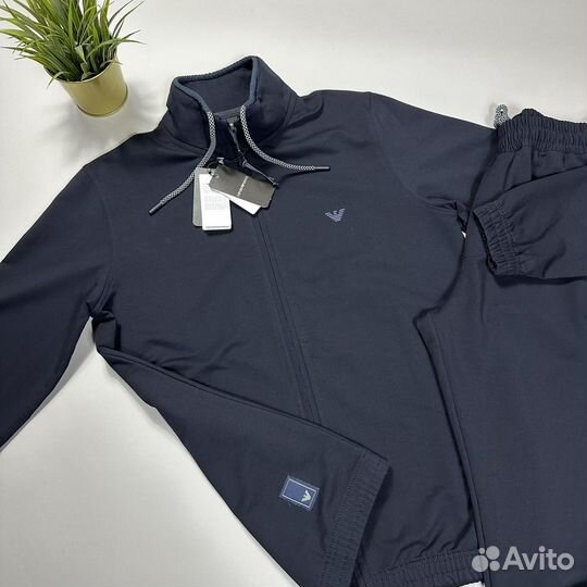 Спортивный костюм Emporio Armani