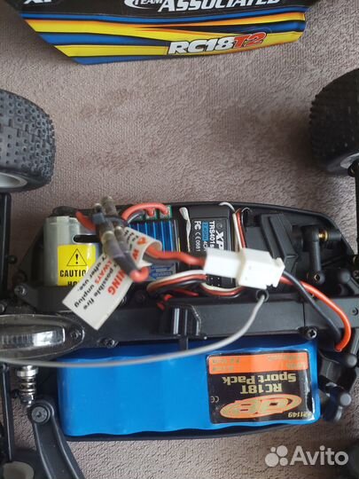 Радиоуправляемая машина Associated RC18T2