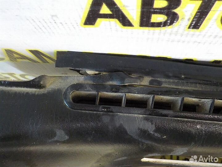 Обшивка двери передней правой Hyundai Sonata IV