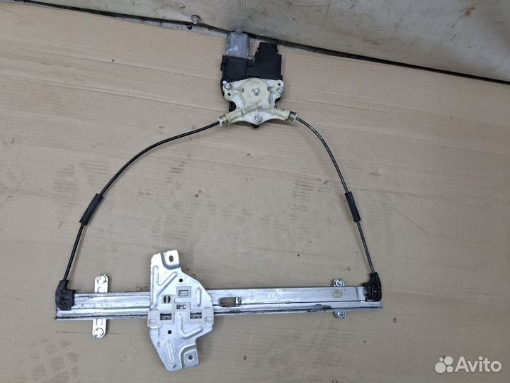 Стеклоподьемник передний левый Kia Picanto 2 купэ