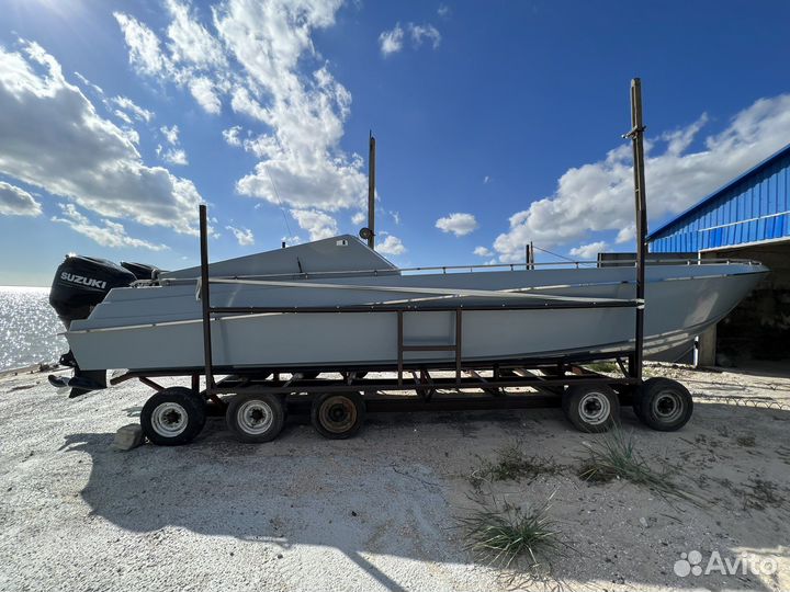 Катер 10 метров Ambasador