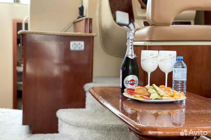 Морские прогулки. Аренда яхты hellen 341 Meridian