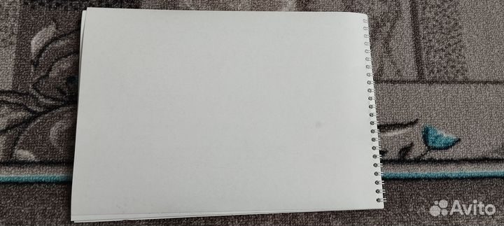 Альбом, карандаши, фломастеры