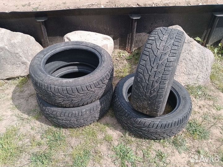 Kormoran Stud 2 215/55 R16