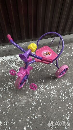 Трехколесный велосипед