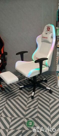 Игровое кресло Defender watcher