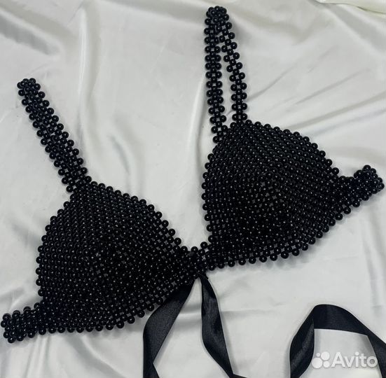 Топ из бусин ручной работы