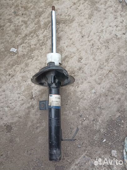 Амортизатор передний правый Ford Focus 1