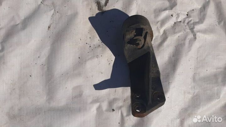 Кронштейн траверсы кпп Камаз 5490 2018 Г. дизель