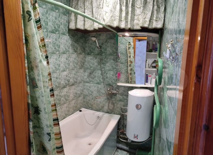 3-к. квартира, 70 м², 2/5 эт.