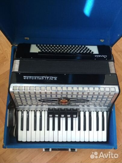 Аккордеон royal standard Capella