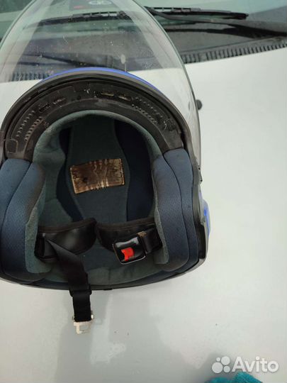 Моциклетный шлем