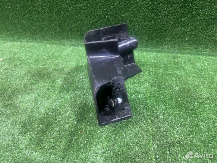 Накладка на порог наружная передняя правая Renault