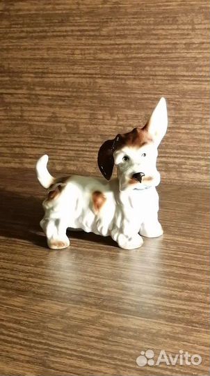 Статуэтка собака