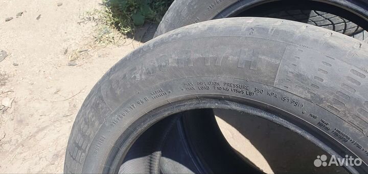 Continental ContiEcoContact 5 215/60 R17