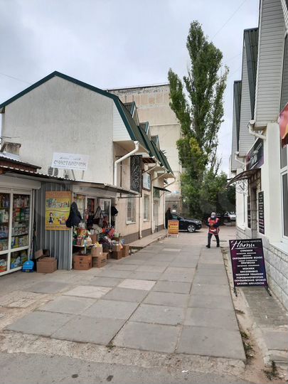 Торговая площадь, 81.7 м²