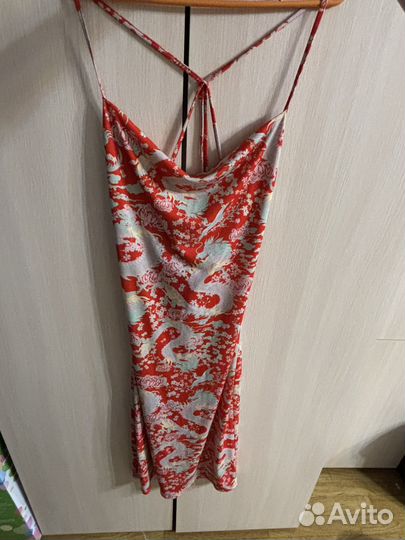 Платье женское Bershka