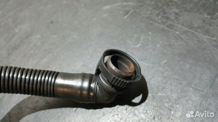 Трубка вентиляции Porsche Cayenne 958 3.0 hybrid