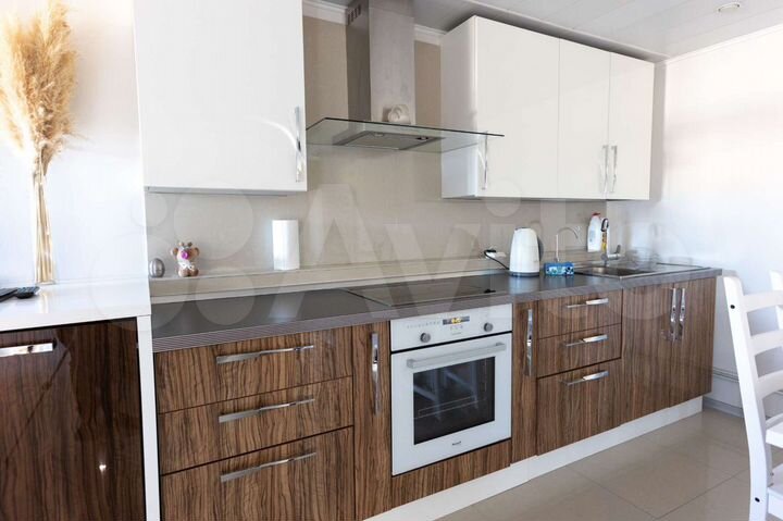 1-к. квартира, 140 м², 6/6 эт.