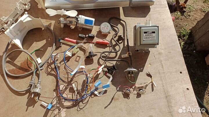 Запчасти для микроволновой печи samsung GE83GR