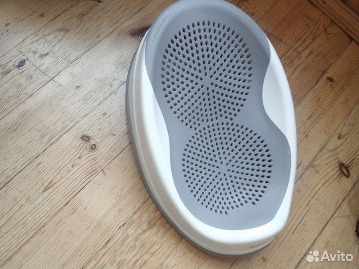 Горка лежак для купания детей