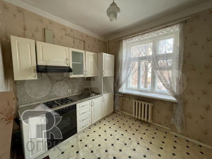 3-к. квартира, 76,7 м², 2/4 эт.