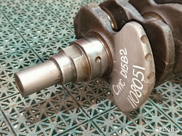 Kолeнвал нa Ноndа Civiс еd 1.5 D15В2