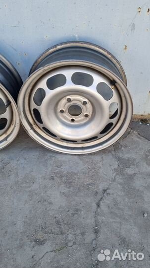 Диски 4 шт оригинал R17 Toyota RAV-4