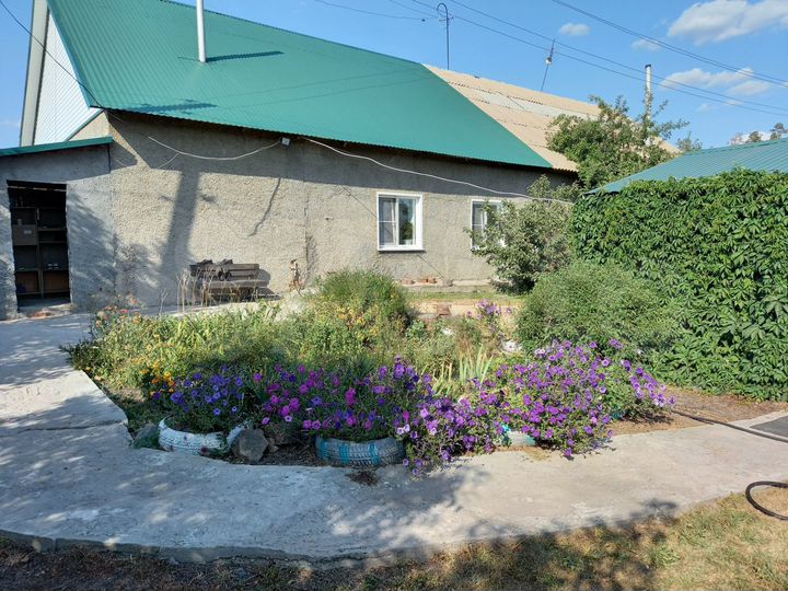 3-к. квартира, 110 м², 1/1 эт.