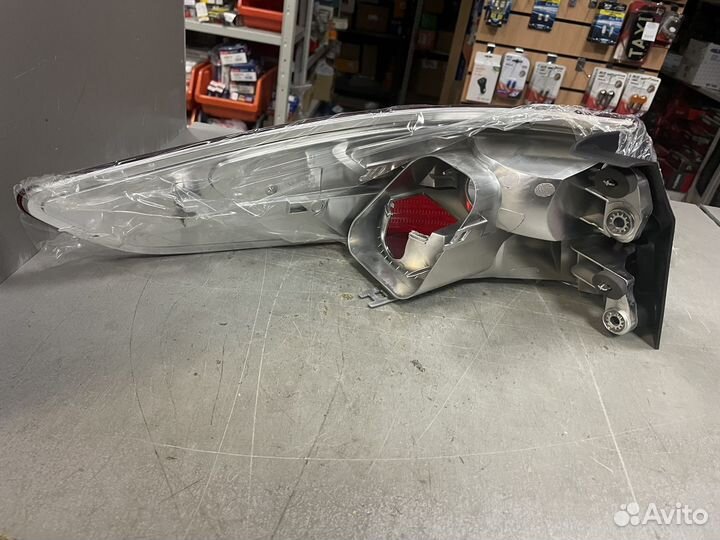 Фонарь задний правый Renault Fluence с 2010