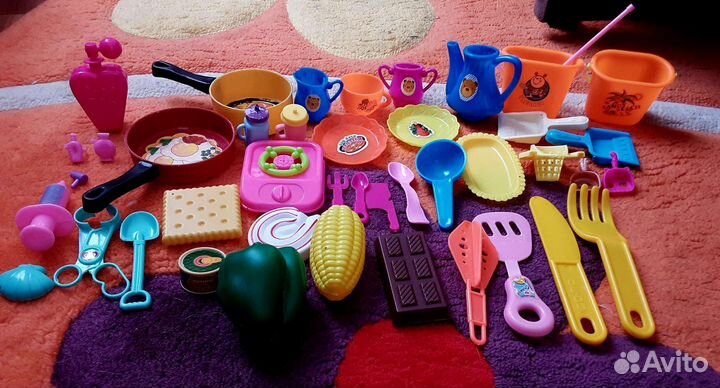 Пластиковые игрушки для детей