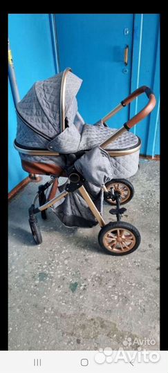 Прогулочная коляска