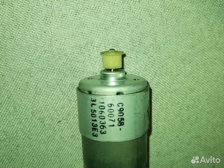 Электродвигатель каретки C9058-60071