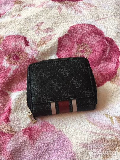 Guess Кошелек оригинал новый