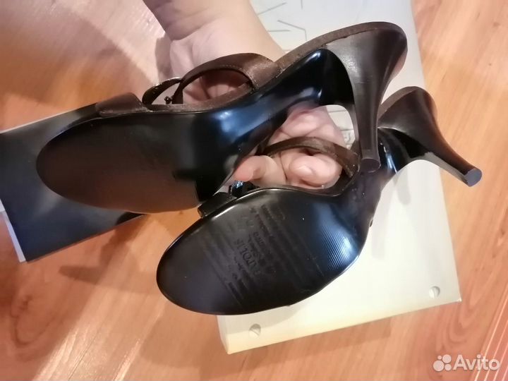 Босоножки новые, 36р-р