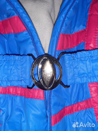 Зимняя куртка для девочки 128