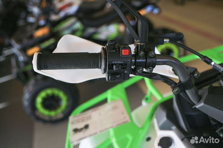 Квадроцикл Rockot Hammer 200 Lux инжектор