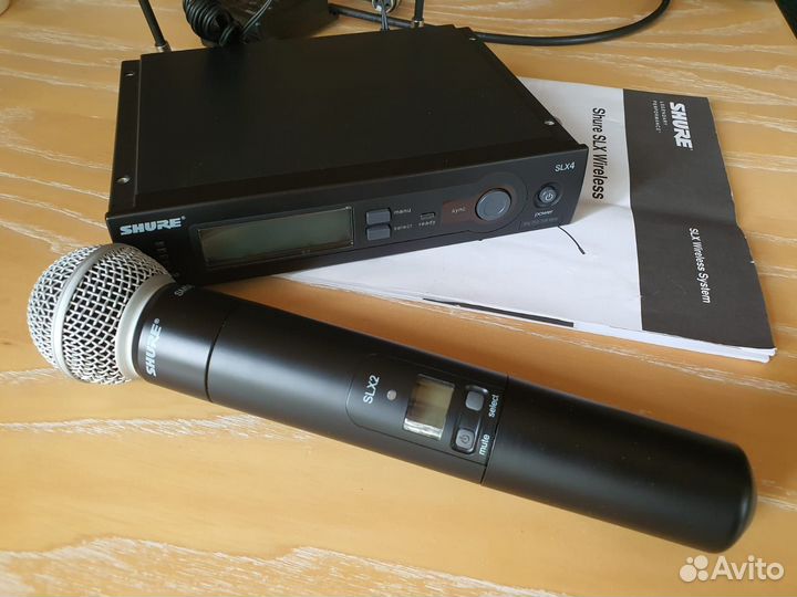Shure SLX - беспроводная система SLX4 / SLX2 SM58
