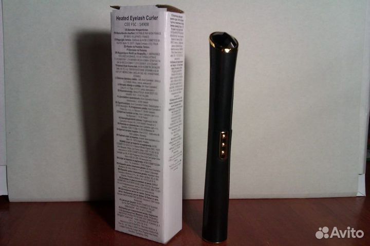 Новый аксессуар для подкручивания ресниц