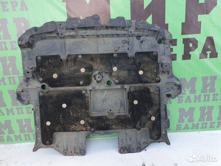 Пыльник двигателя Lexus Ls 2007