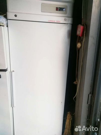 Холодильный шкаф polair