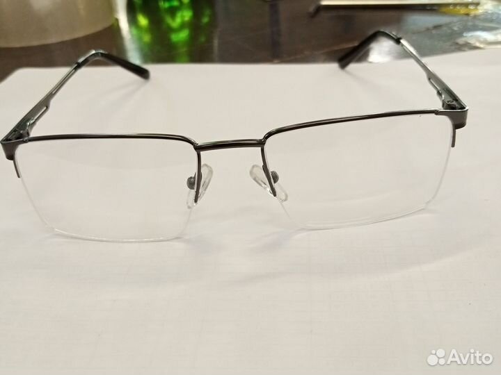 Очки с диоптриями минус 1.5