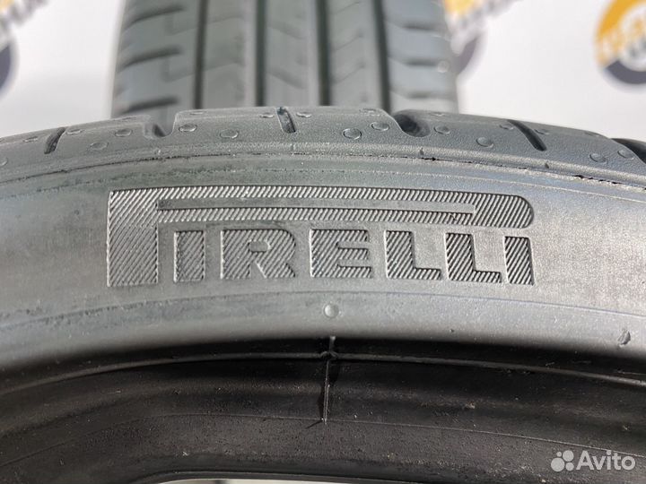 Pirelli P Zero PZ4 235/35 R19 92W