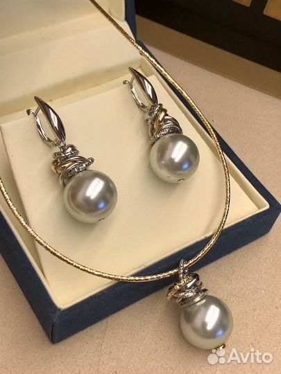 Комплект с крупным нежно- мятным жемчугом