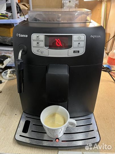 Кофемашина saeco