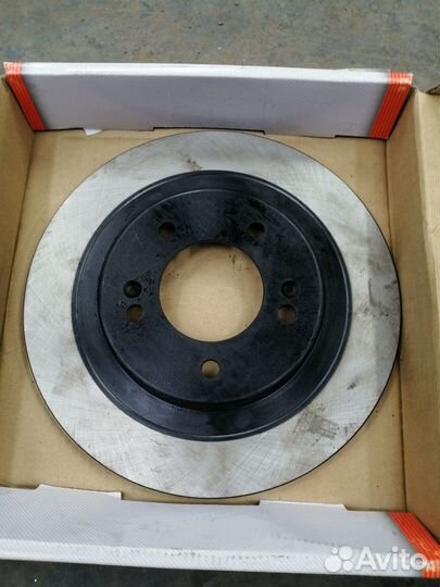 Продам новые тормозные диски задние