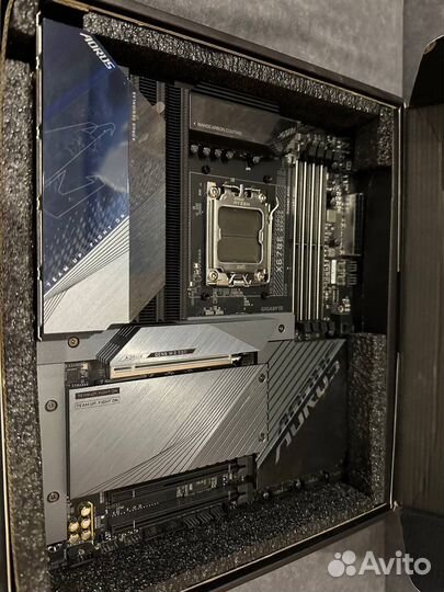Gigabyte x670e aorus master