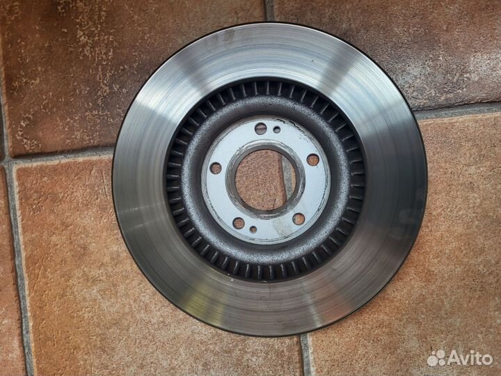 Тормозной диск Kia Optima передние 4 поколение