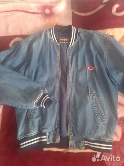 Джинсовый бомбер